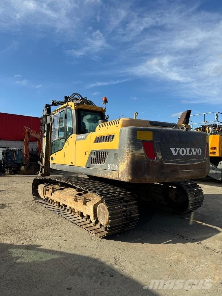 Volvo EC 220 DL Pásová rýpadla