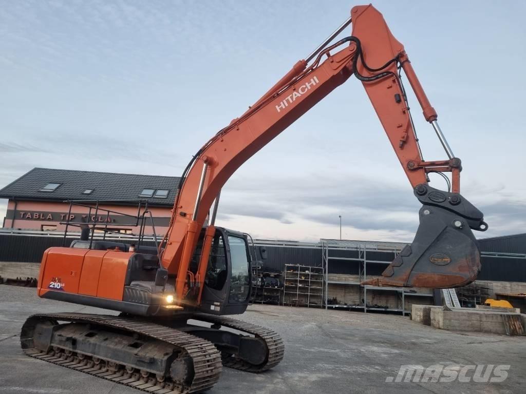 Hitachi 210 Pásová rýpadla