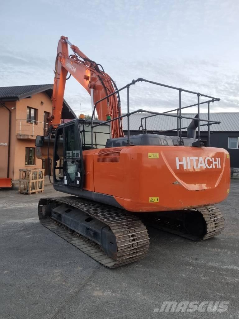 Hitachi 210 Pásová rýpadla
