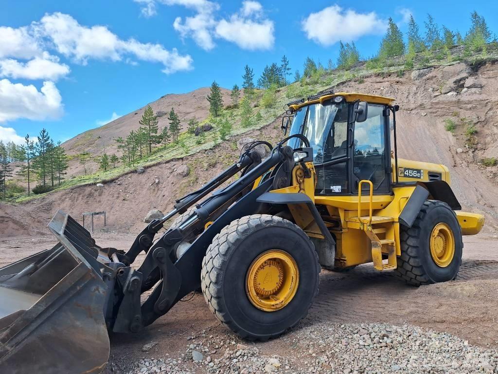 JCB 456 HT Kolové nakladače