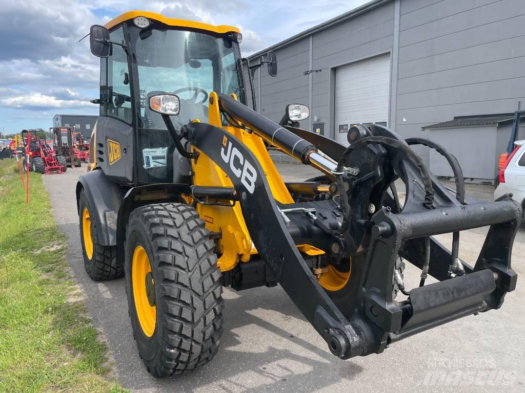 JCB 409 Kolové nakladače