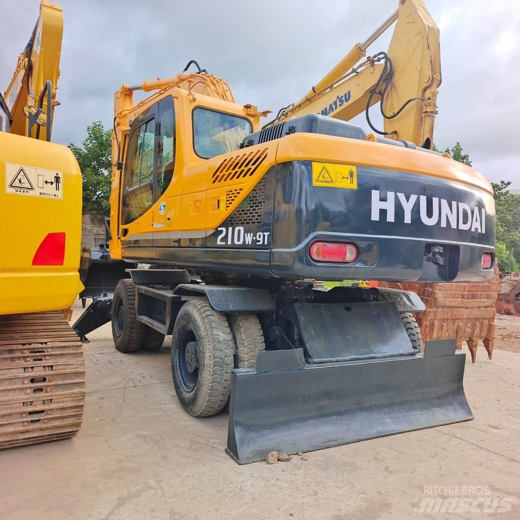 Hyundai 210W-9 Kolová rýpadla