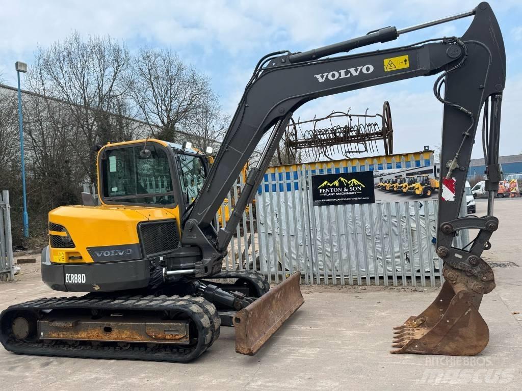 Volvo ECR 88 Midi rýpadla 7t - 12t