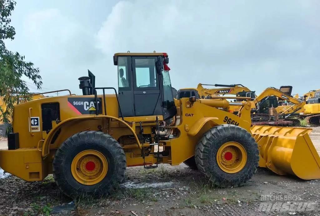 CAT 966H Kolové nakladače