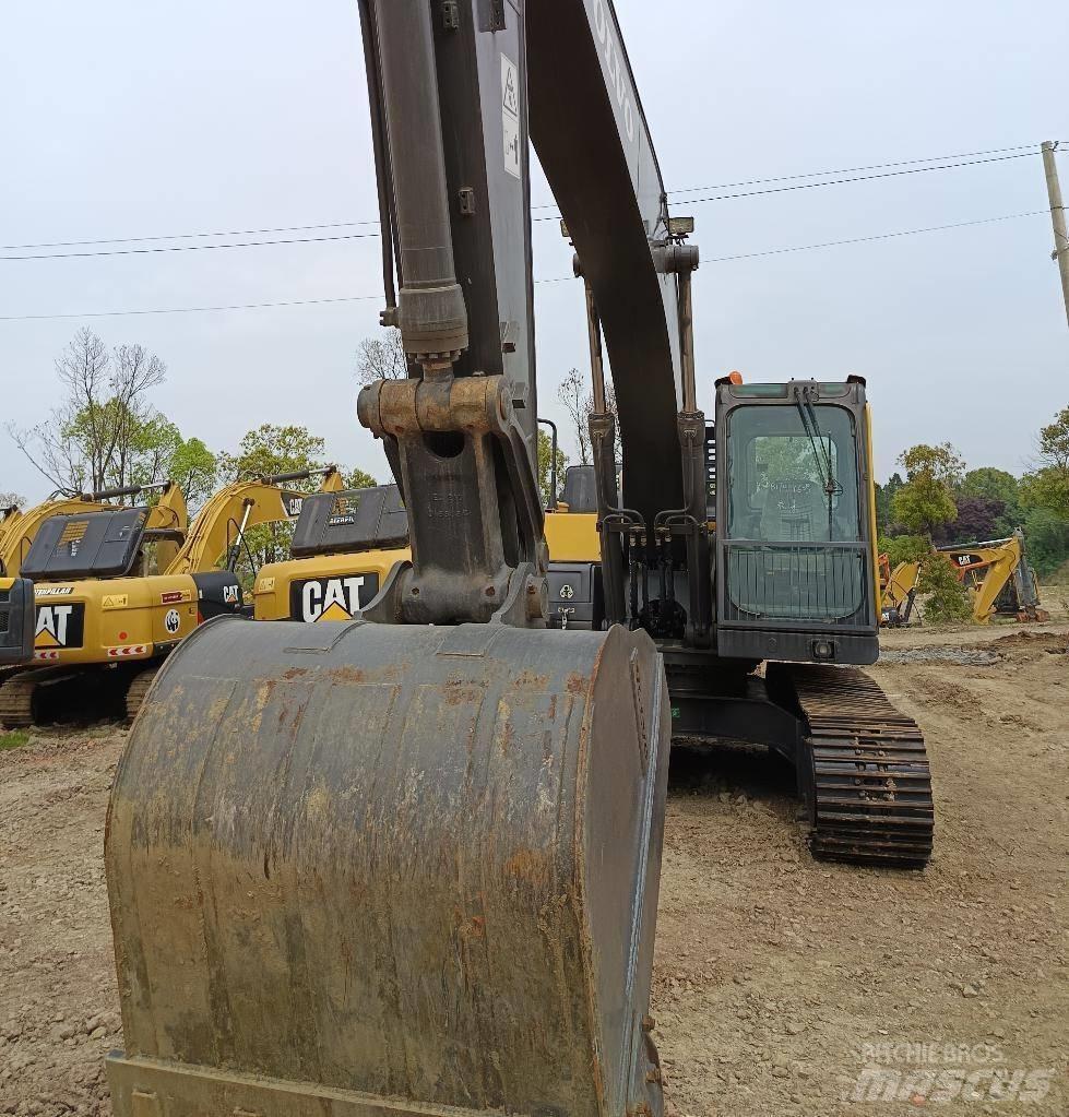 Volvo EC 210 Pásová rýpadla
