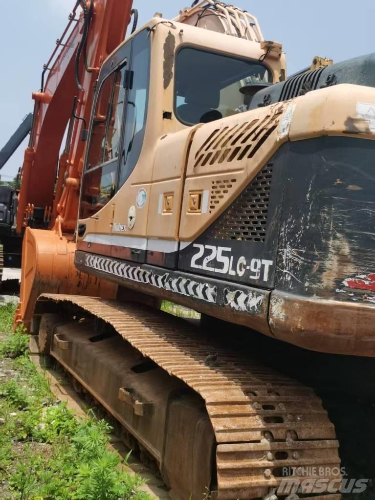 Hyundai 225lc-9t Pásová rýpadla