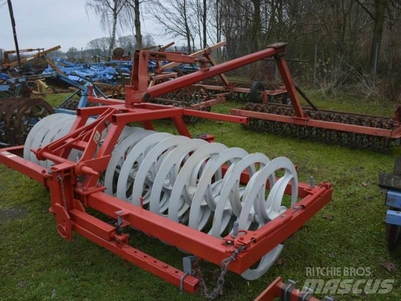 Kverneland 900/14 Další válce