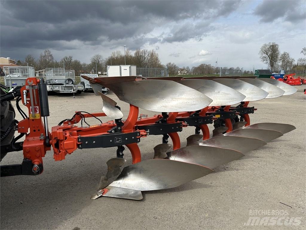 Kubota RV3005V Demo Oboustranné pluhy