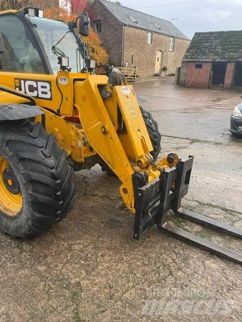 JCB 538-60 Teleskopické nakladače pro zemědělství