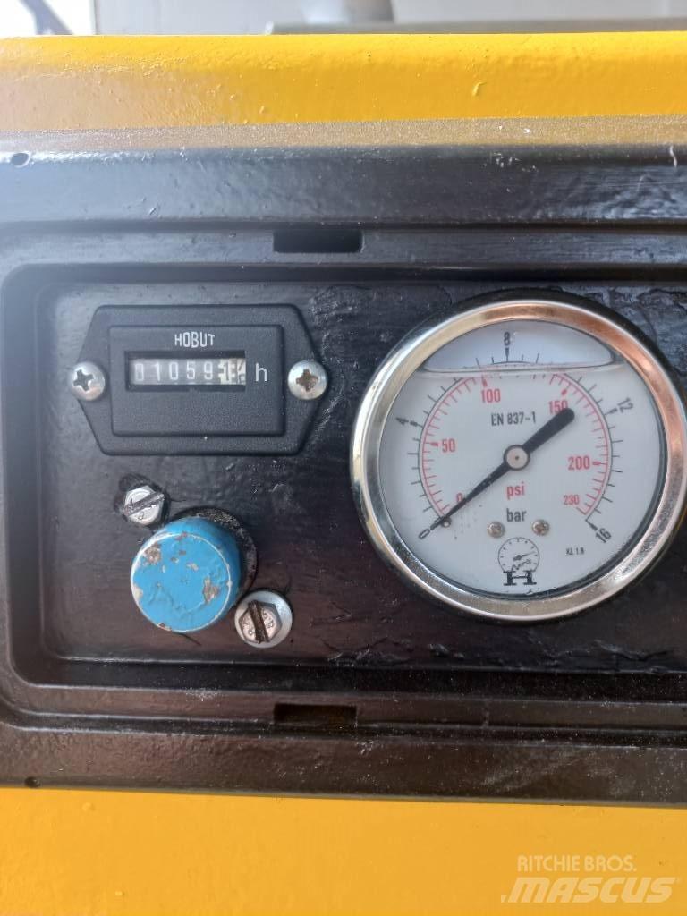 Atlas Copco XAHS 186 Kompresory