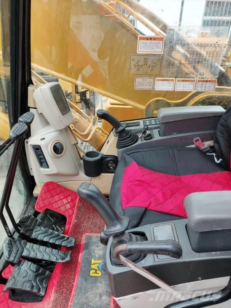 CAT 325 C Pásová rýpadla