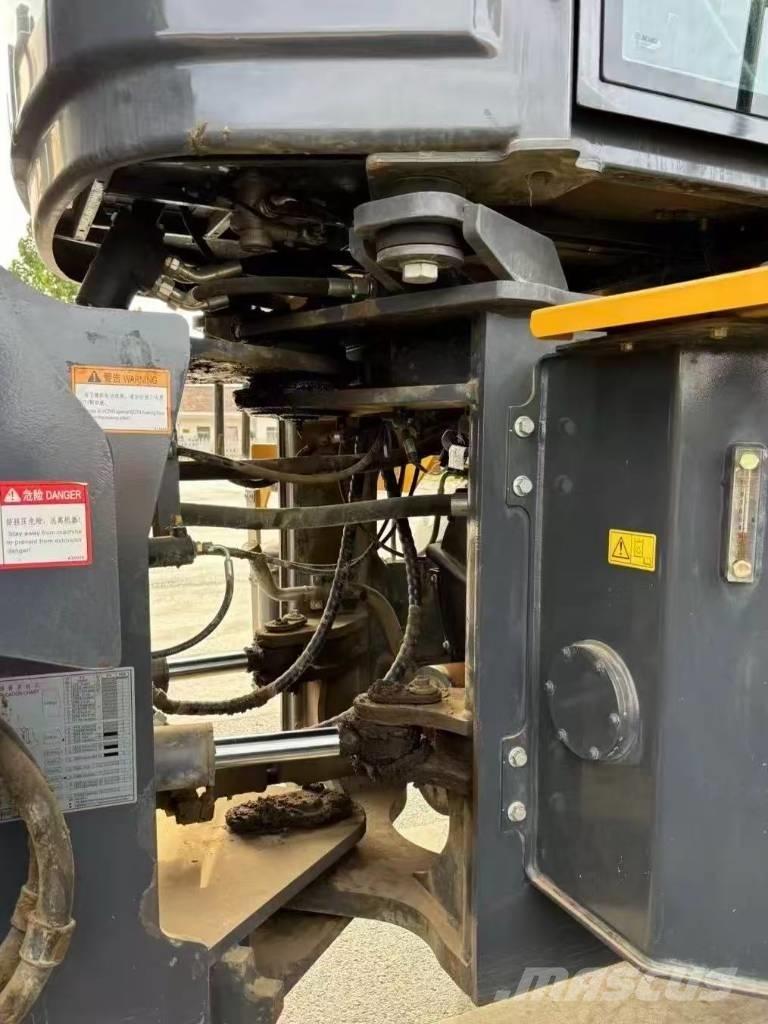 XCMG XC956 Kolové nakladače