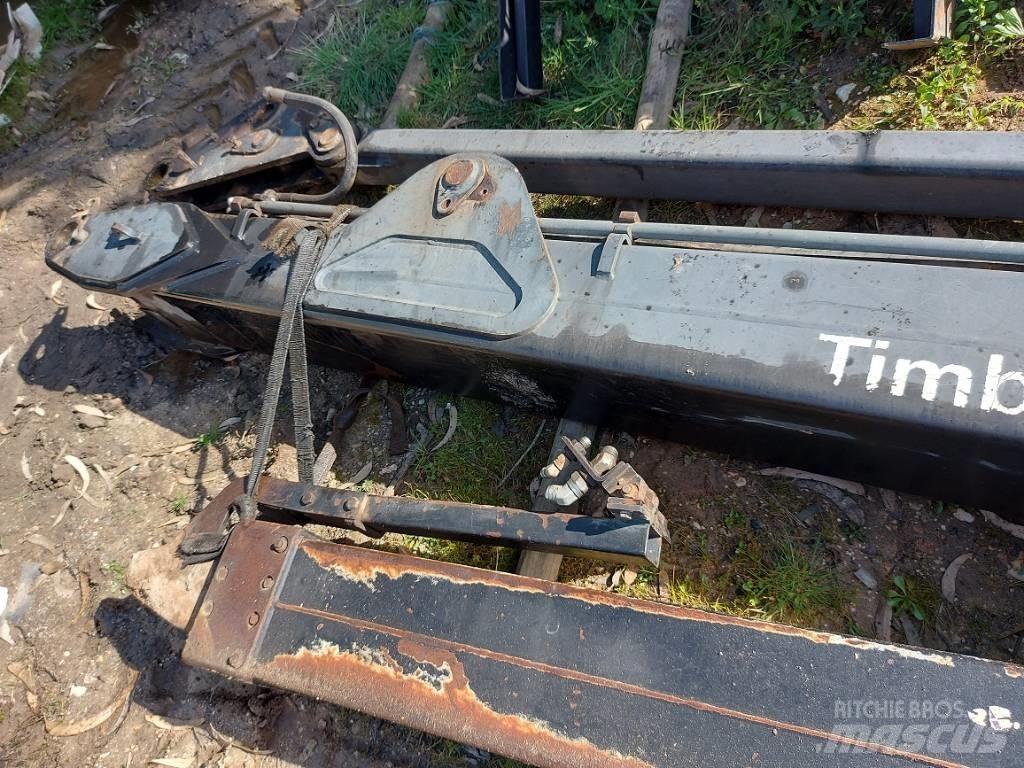 Loglift 210 Lesní jeřáby