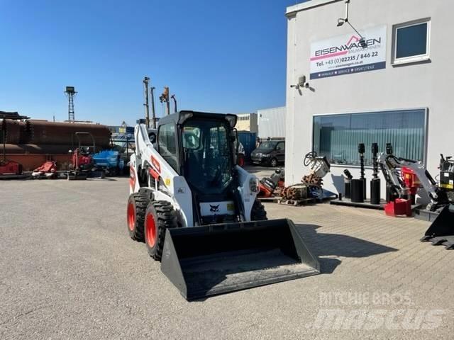 Bobcat S 530 Smykem řízené nakladače