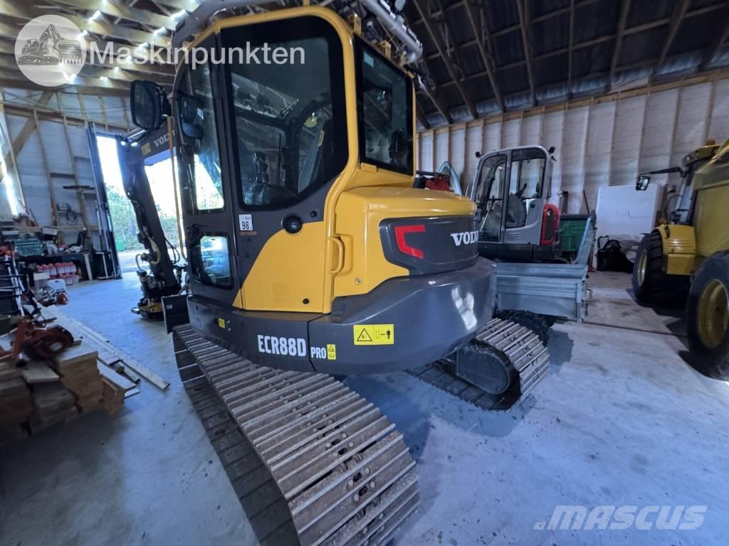 Volvo ECR 88 D Midi rýpadla 7t - 12t