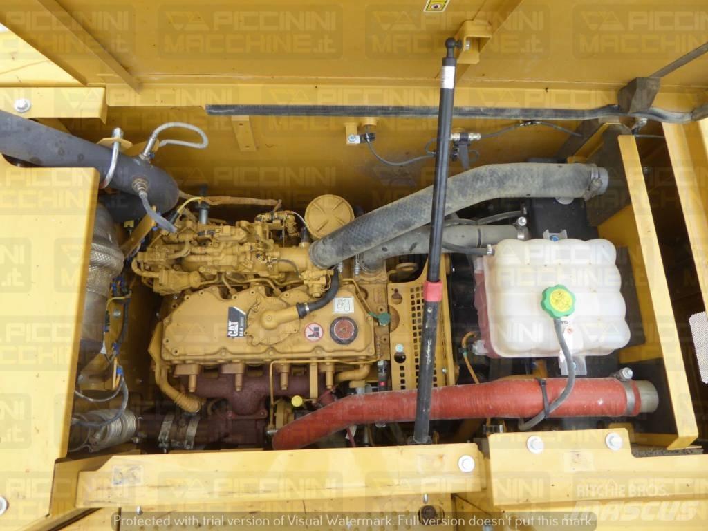 CAT 313FL Pásová rýpadla