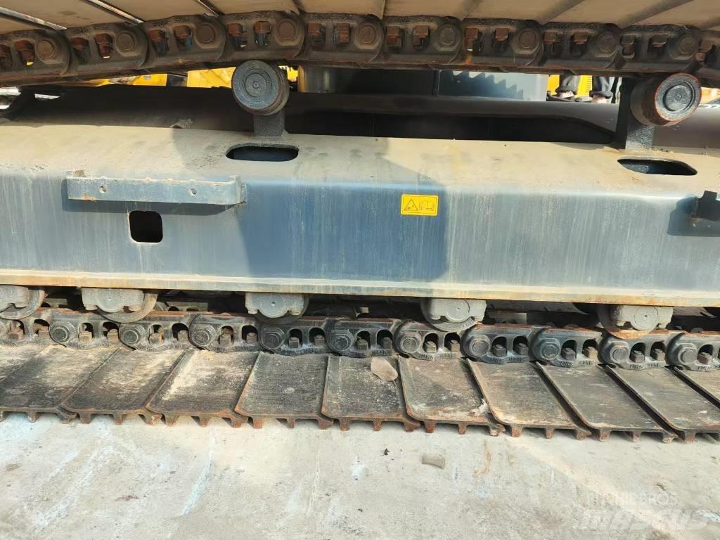 Kobelco SK200D Pásová rýpadla