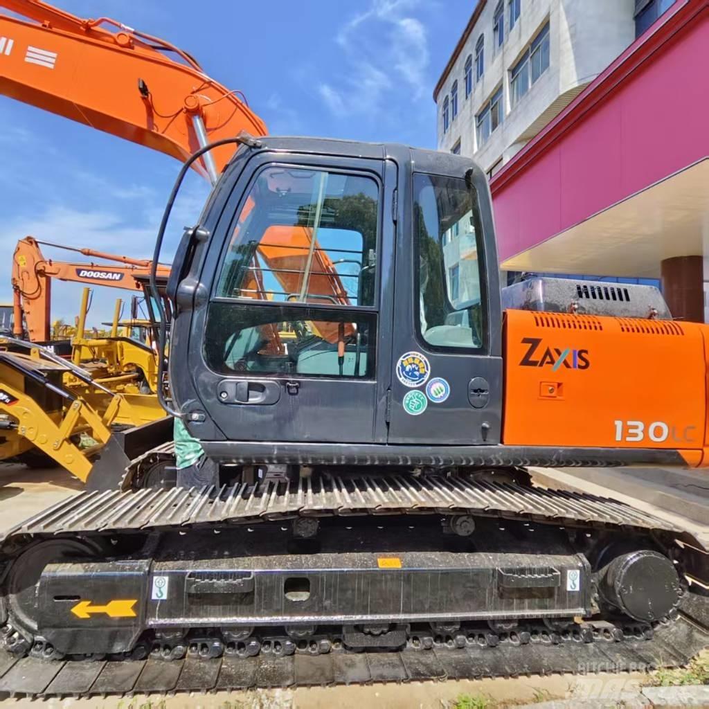 Hitachi ZX 130 Pásová rýpadla