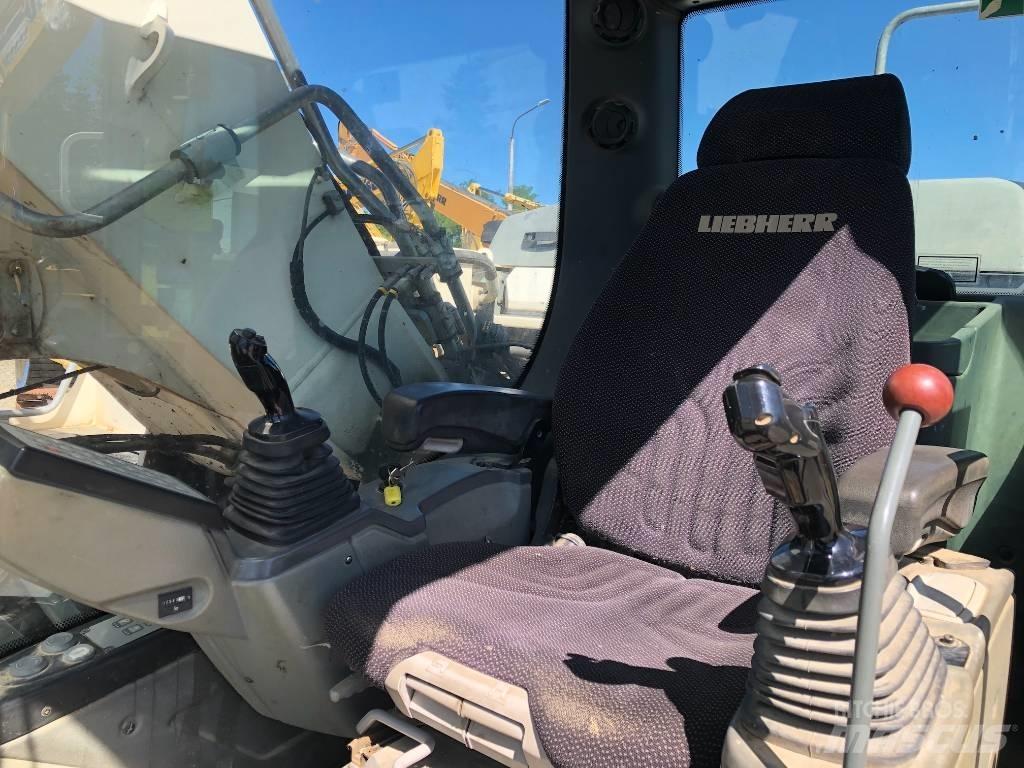 Liebherr R936 NLC Pásová rýpadla