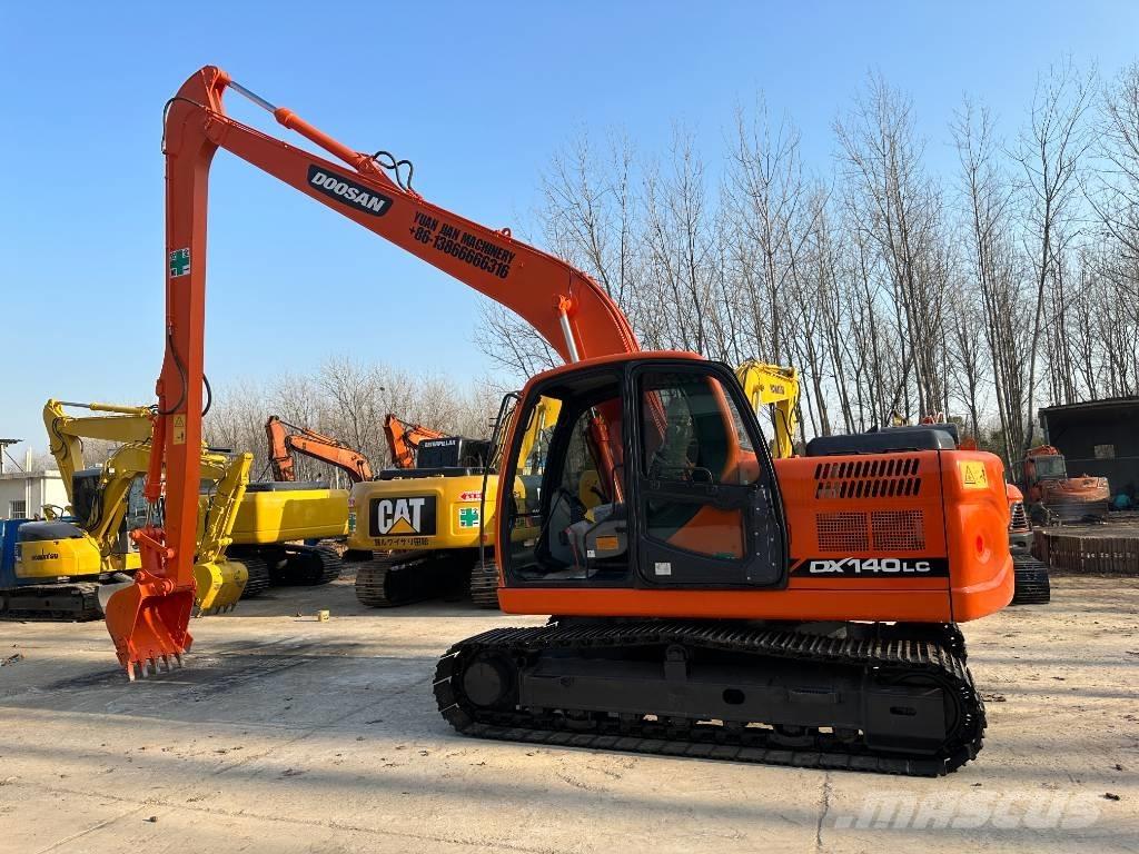 Doosan DX140LC Pásová rýpadla