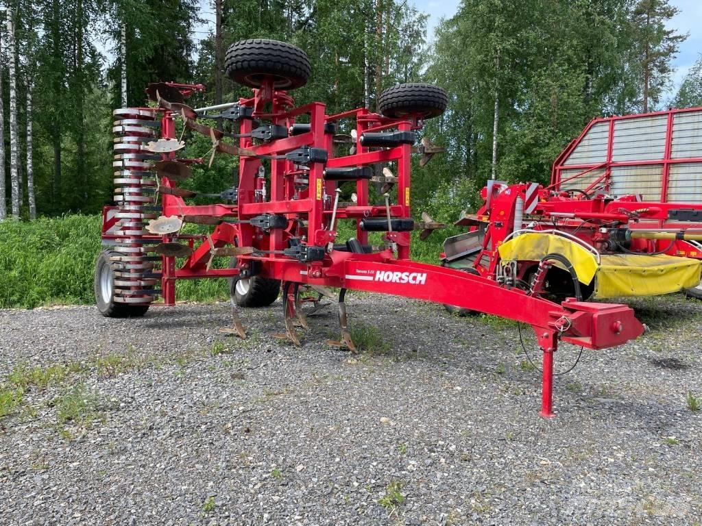 Horsch Terrano 5 FX Kultivátory