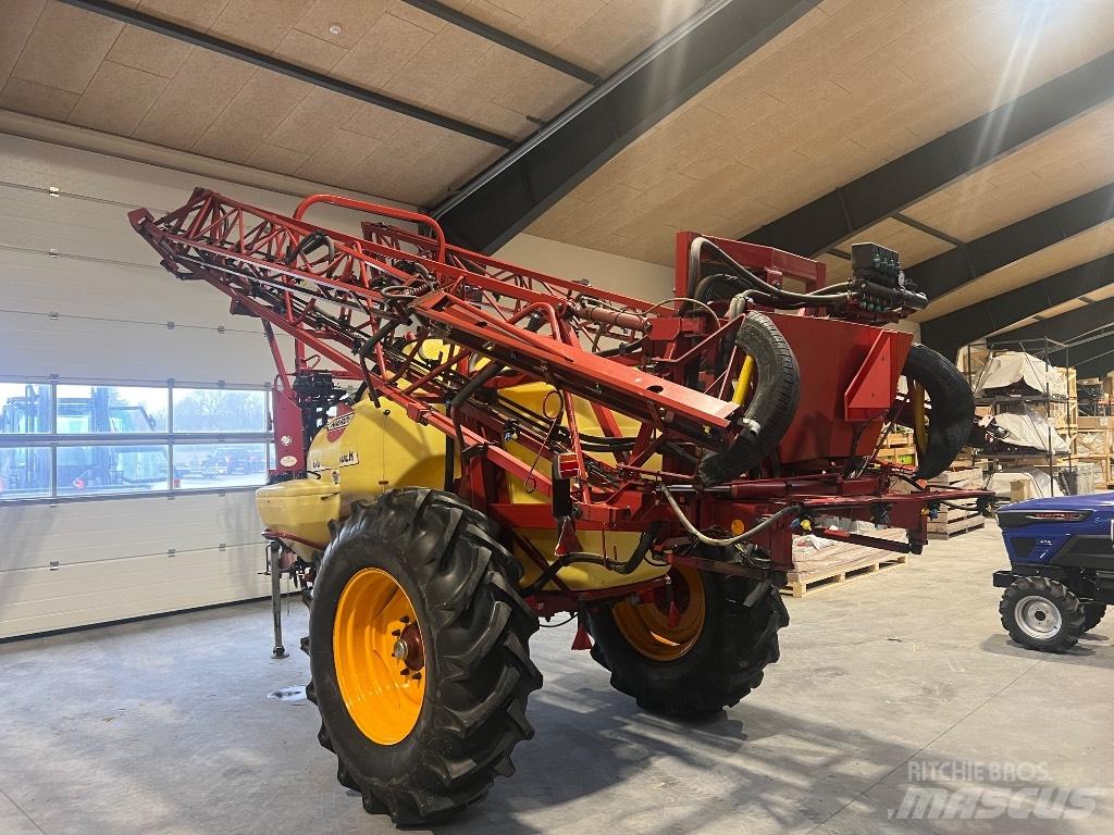 Hardi Commander 2800 Tažené postřikovače