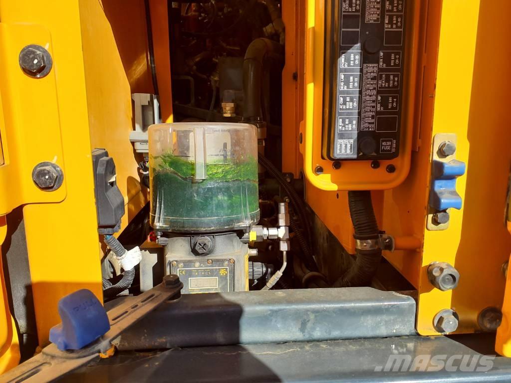 Hyundai HX260NL Pásová rýpadla