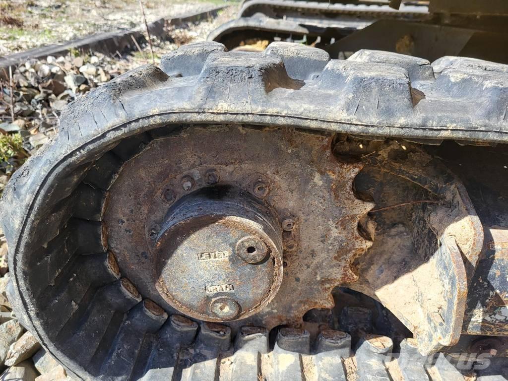 Komatsu PC24MR-5 Mini rýpadla < 7t