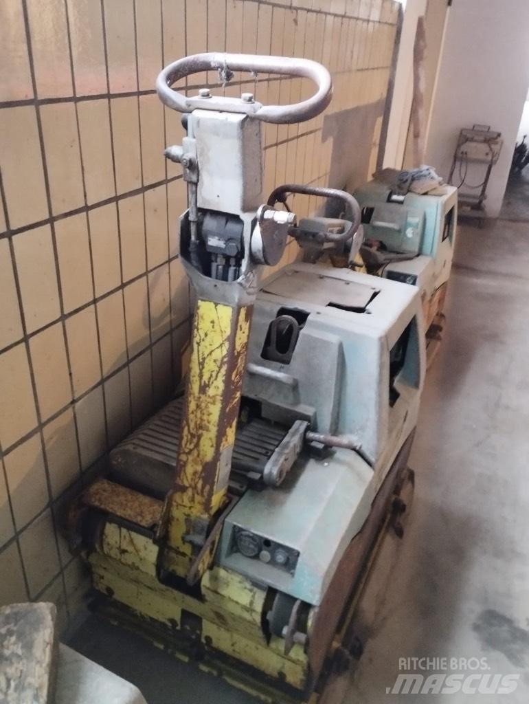 Ammann AVH 8020 Kompaktory
