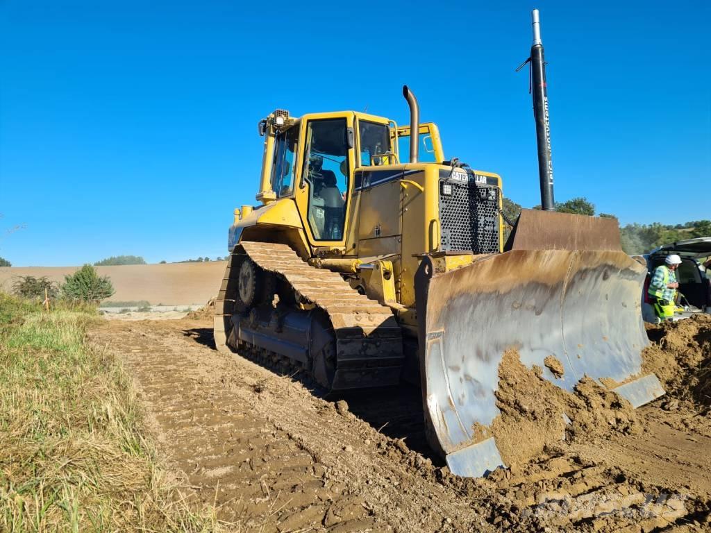 CAT D 6 N XL Pásové dozery