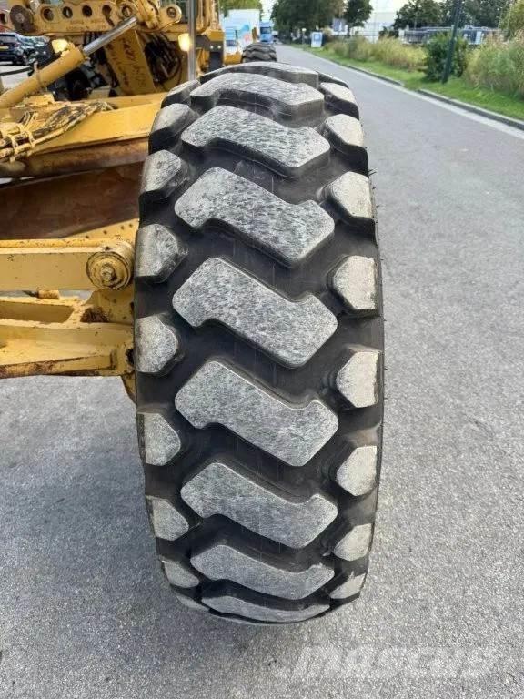 CAT 140H Grejdry