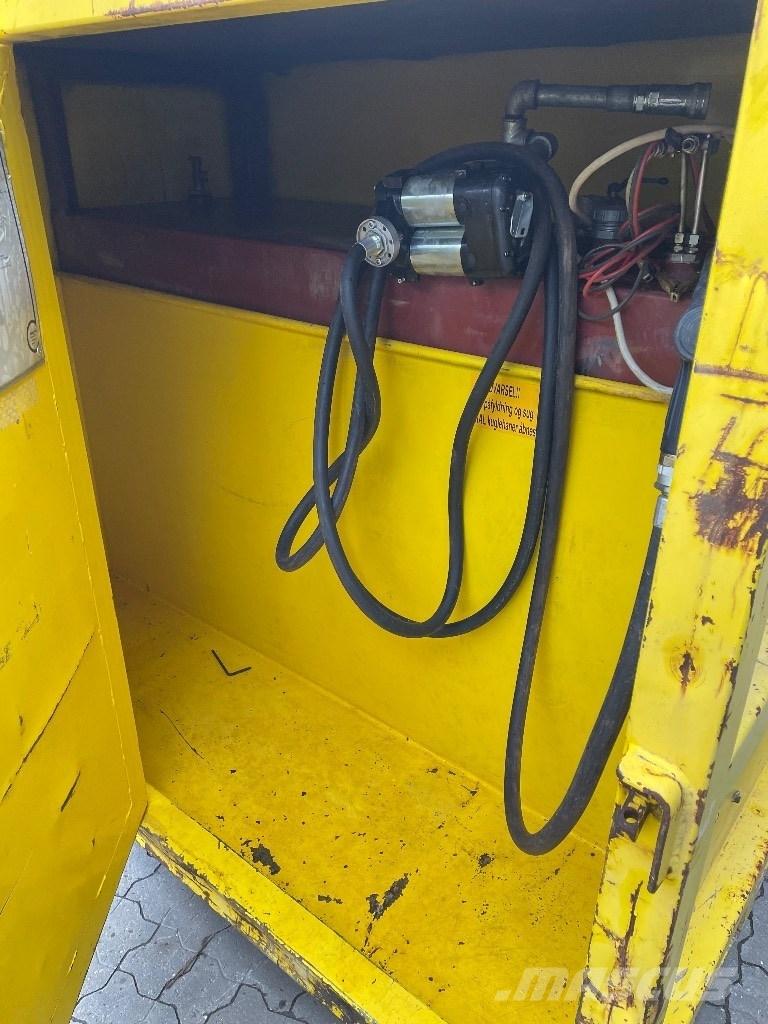  Roug 1500 L Tank Stavebnictví - ostatní