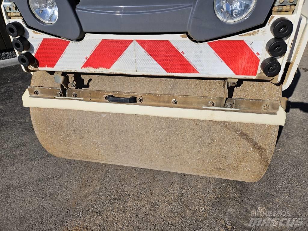 Hamm HD 13i VV Tandemové válce