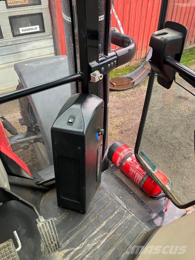 Massey Ferguson 7726 Traktory