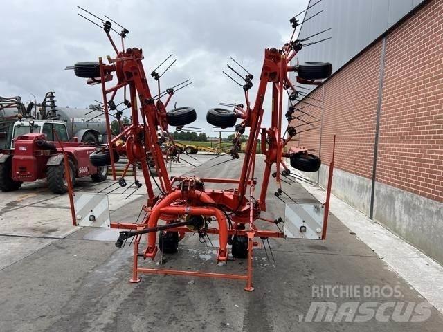 Kuhn GF8501 Obraceče a shrabovače sena