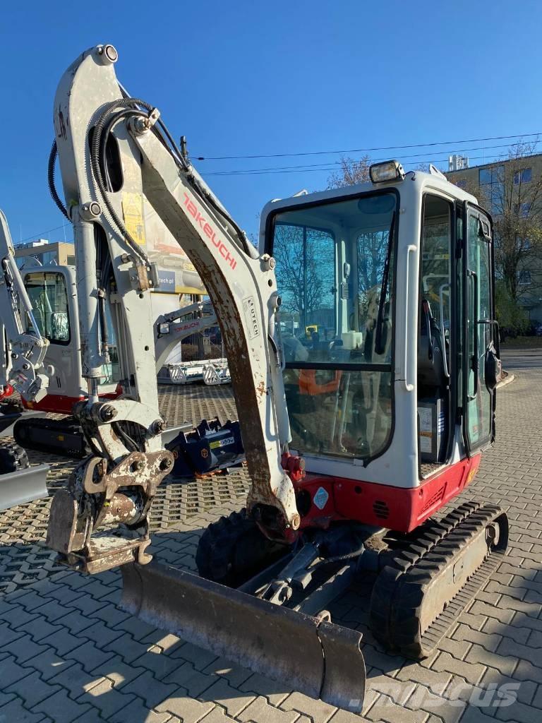 Takeuchi TB216 V4 Mini rýpadla < 7t