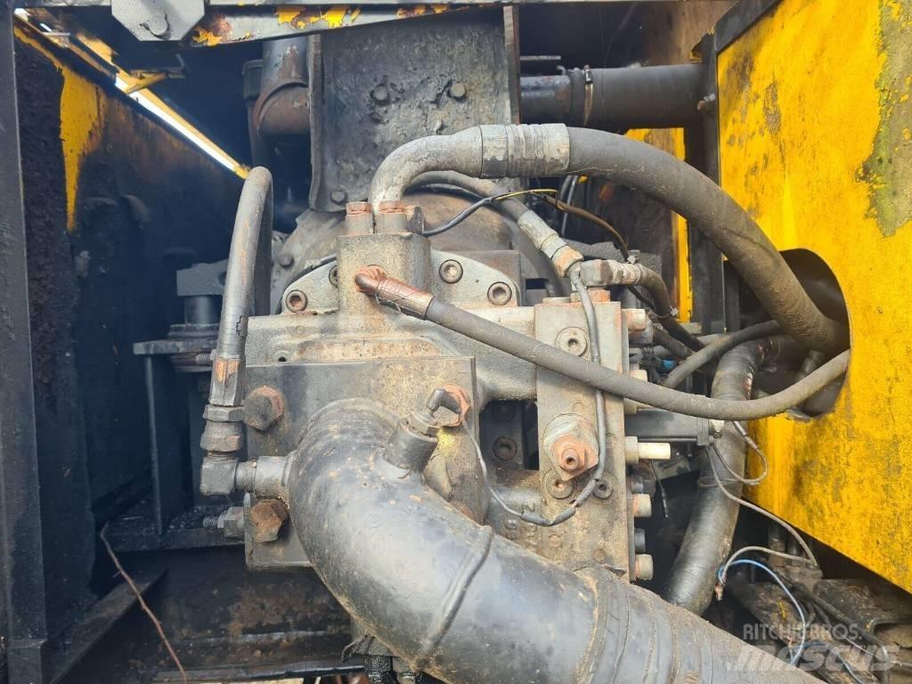 JCB 3 CX SM Turbo Rýpadlo-nakladače