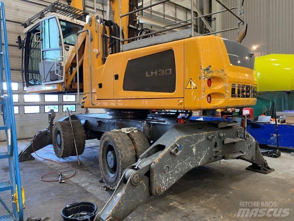 Liebherr LH 30 M Stroje pro manipulaci s odpadem
