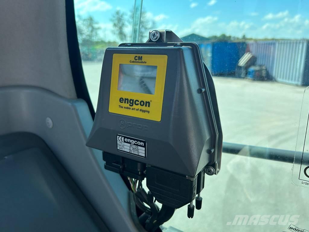 Doosan DX 140 W-5 Kolová rýpadla
