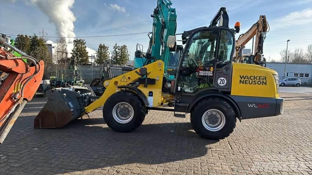 Wacker Neuson WL60 Kolové nakladače