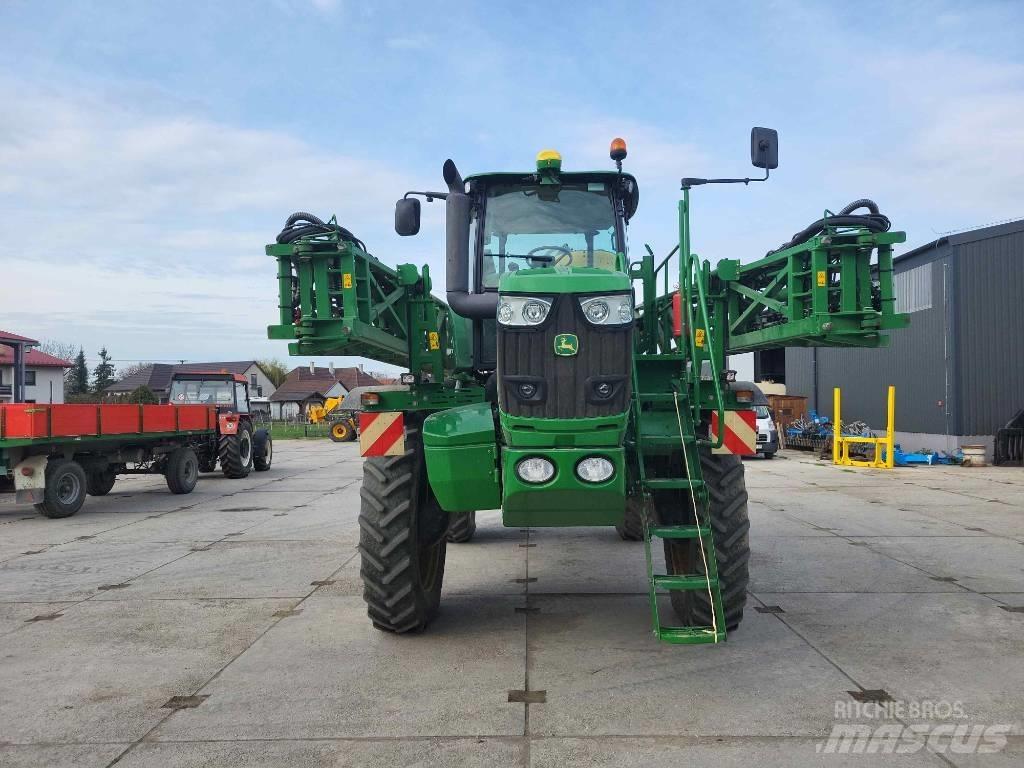John Deere R 4040 Samohybné postřikovače