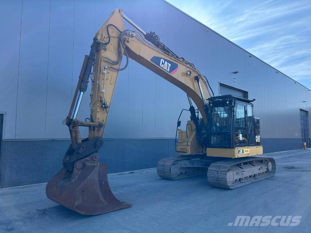 CAT 325 FL CR Pásová rýpadla
