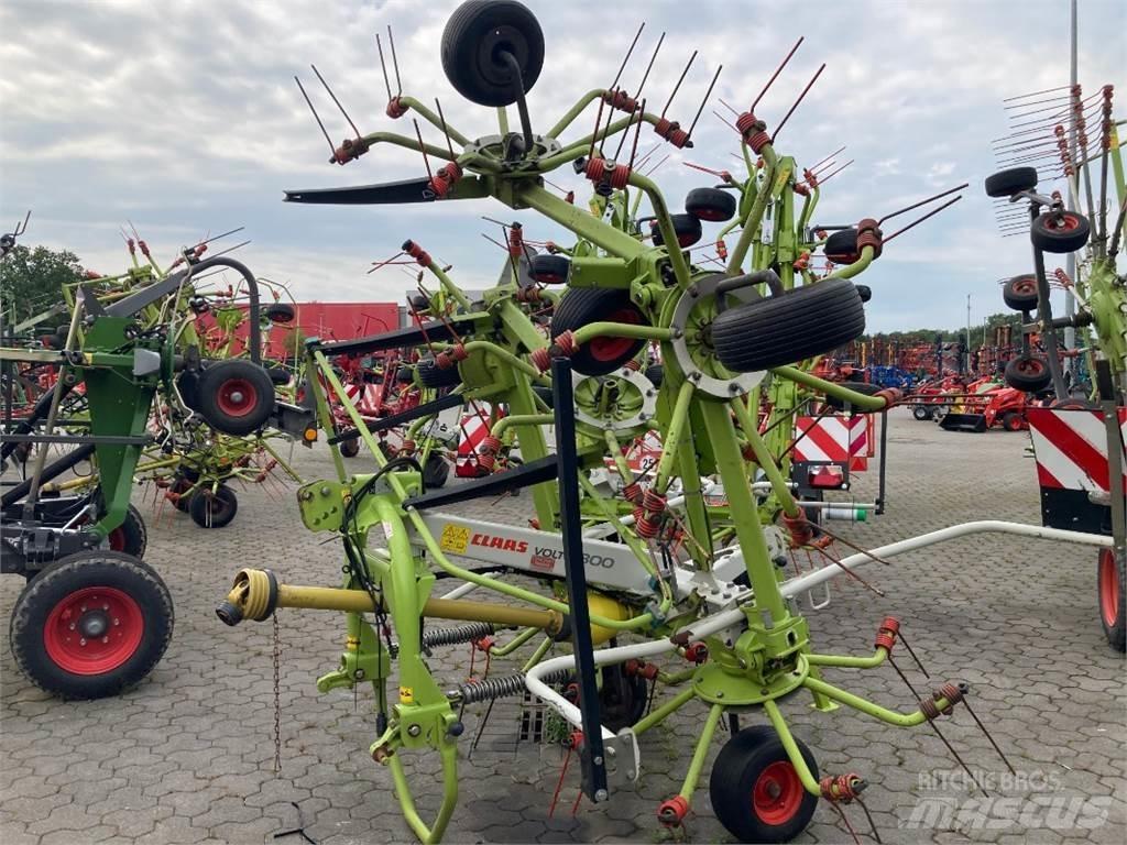 CLAAS Volto 800 Obraceče a shrabovače sena