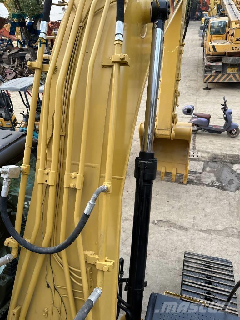 CAT 320 D Pásová rýpadla