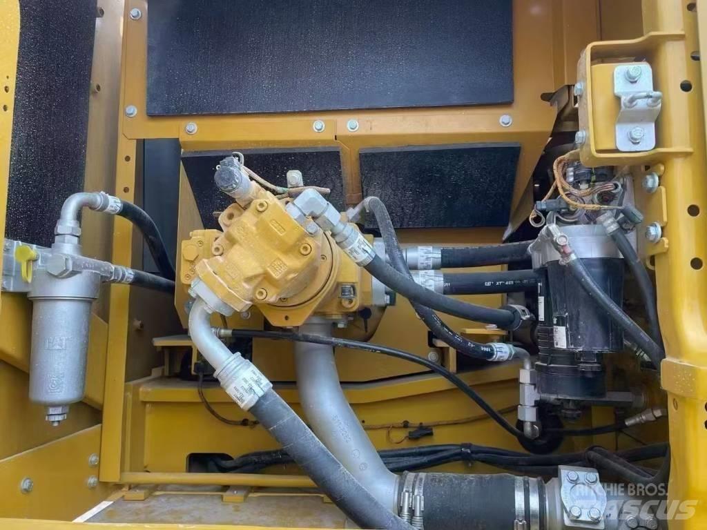 CAT 336GC Pásová rýpadla