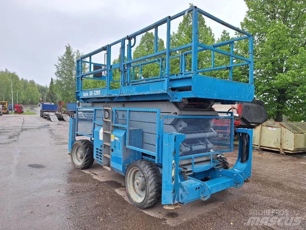 Genie GS 5390 RT Nůžková zvedací plošina