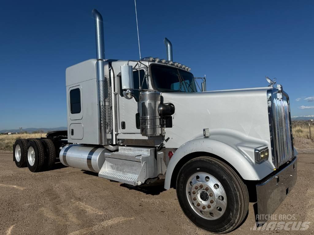 Kenworth W 900 Tahače