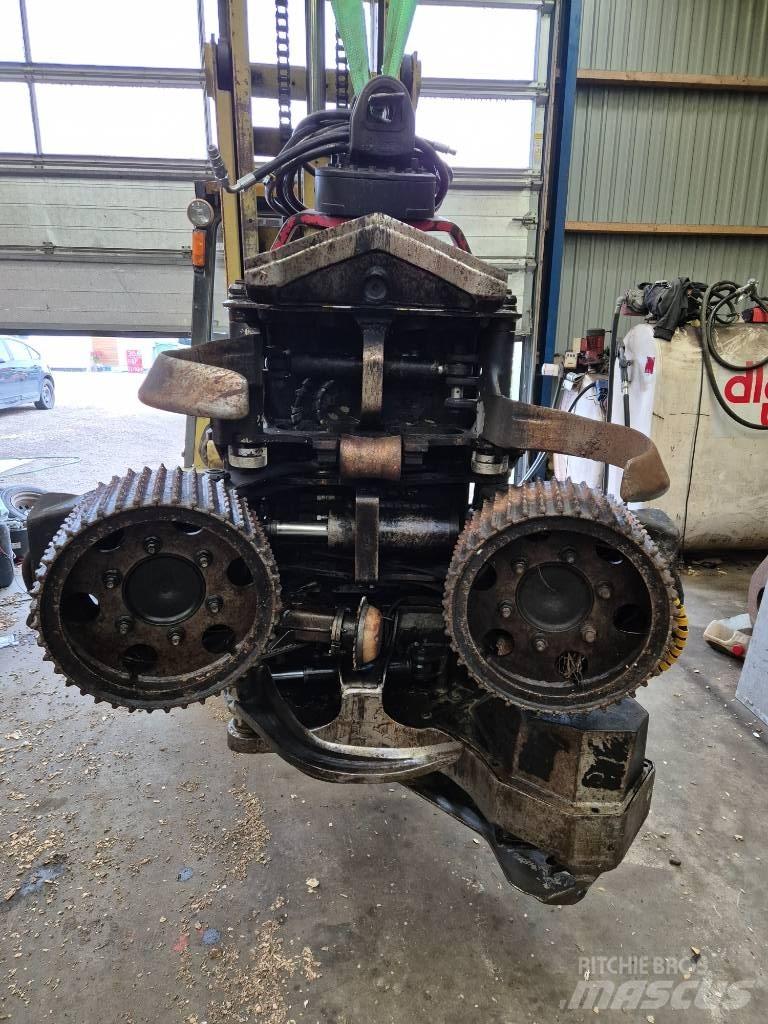 Komatsu 360.2 Těžební hlavy