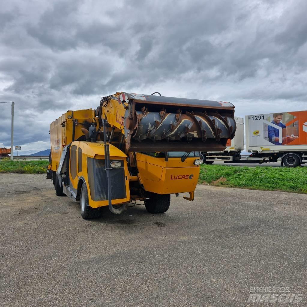 Lucas Autospire G240 Míchačky krmiva