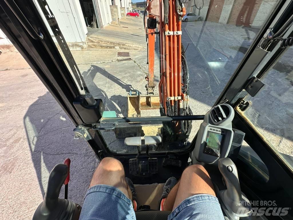Hitachi ZX 33 U-6 Mini rýpadla < 7t